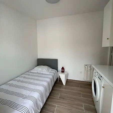 Charming 3-bedroom House With Terrace Near Paris * Antony