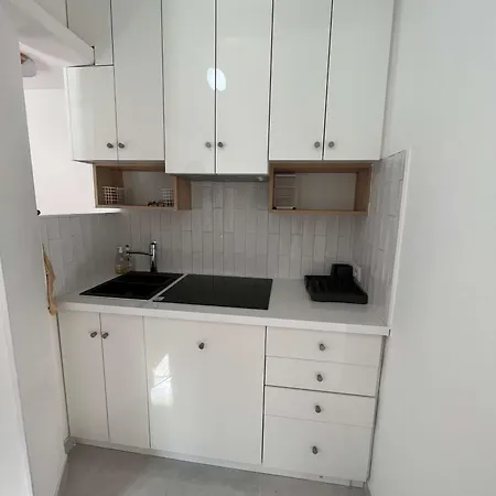 Holiday home Charming 3-bedroom House With Terrace Near Paris *