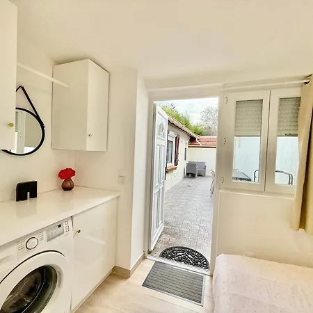 Charming 3-bedroom House With Terrace Near Paris * אנטוני